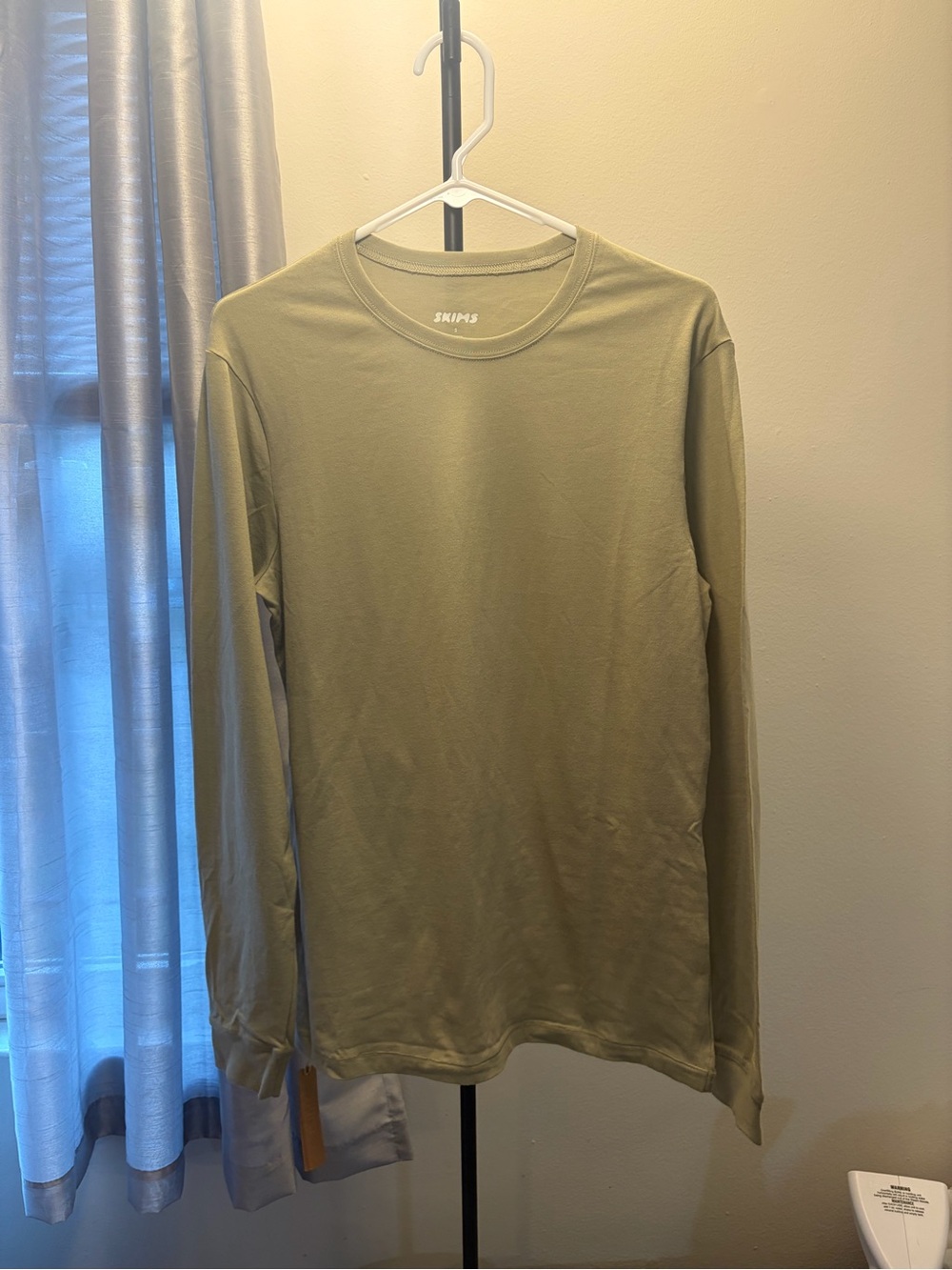 Skims Cotton Long Sleeve T-Shirt (Phosphorus)